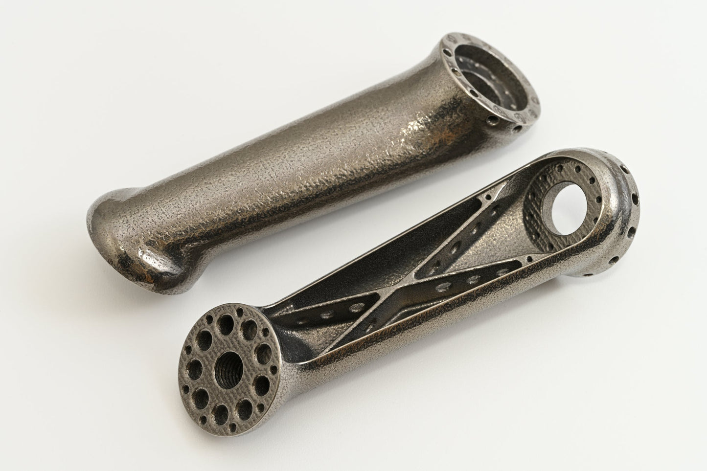 3D printed Titanium rear cowl stay for SUZUKI GS1200SS (GV78A)