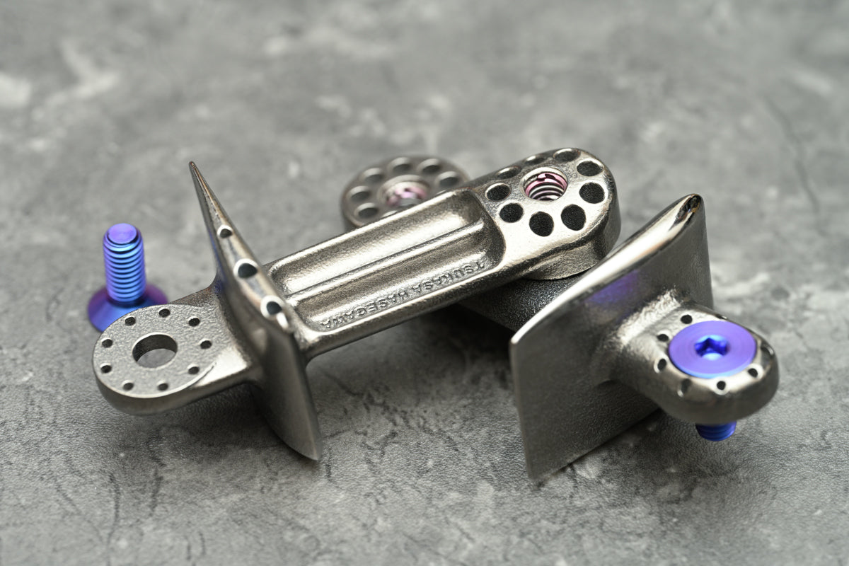 3D printed Titanium side cowl stay for SUZUKI GS1200SS (GV78A)