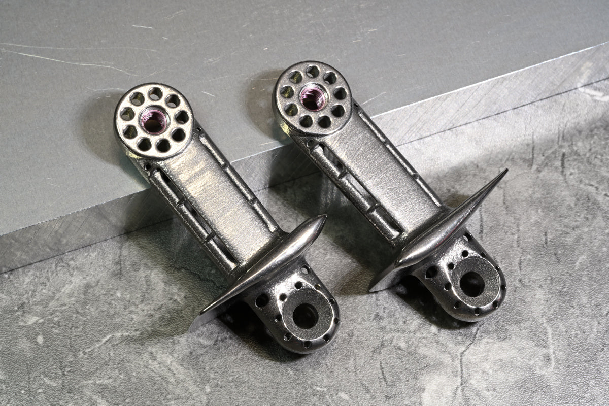 New 3D printed Titanium side cowl stay for SUZUKI GS1200SS (GV78A)