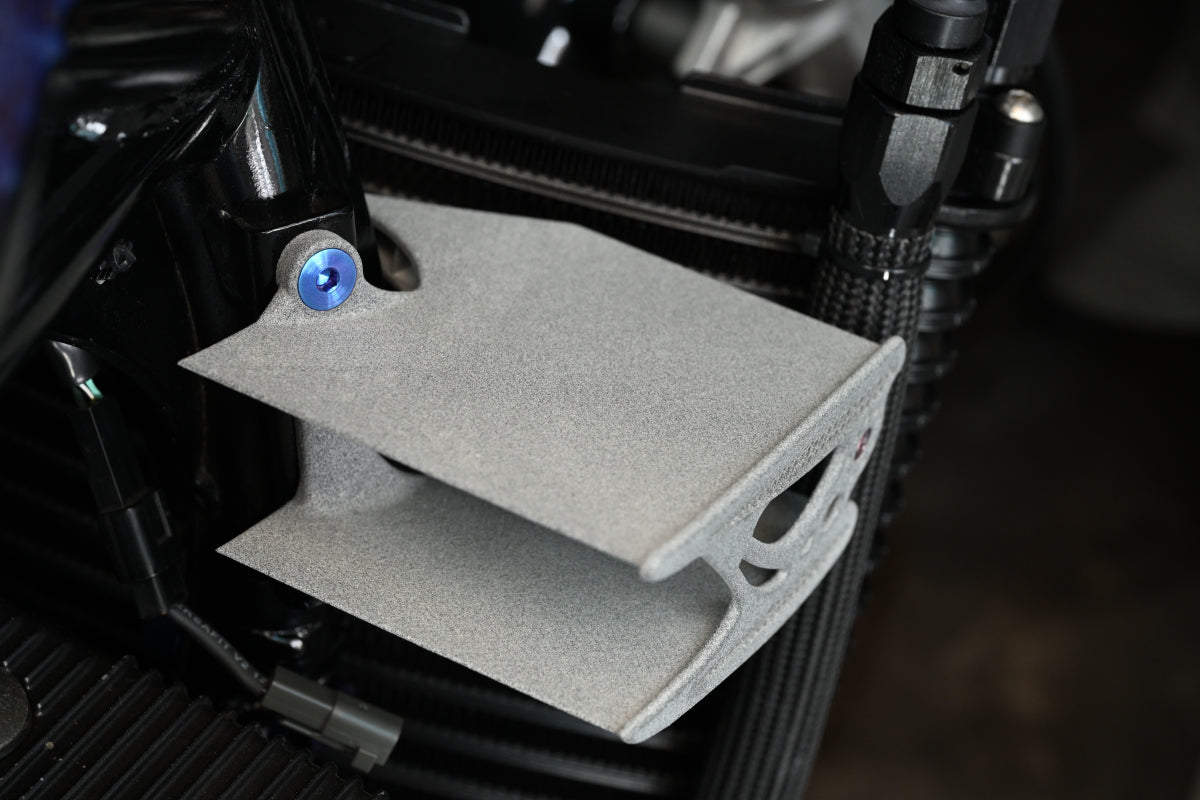 3D printed Winglet shape upper side cowl stay for SUZUKI GS1200SS (GV78A)