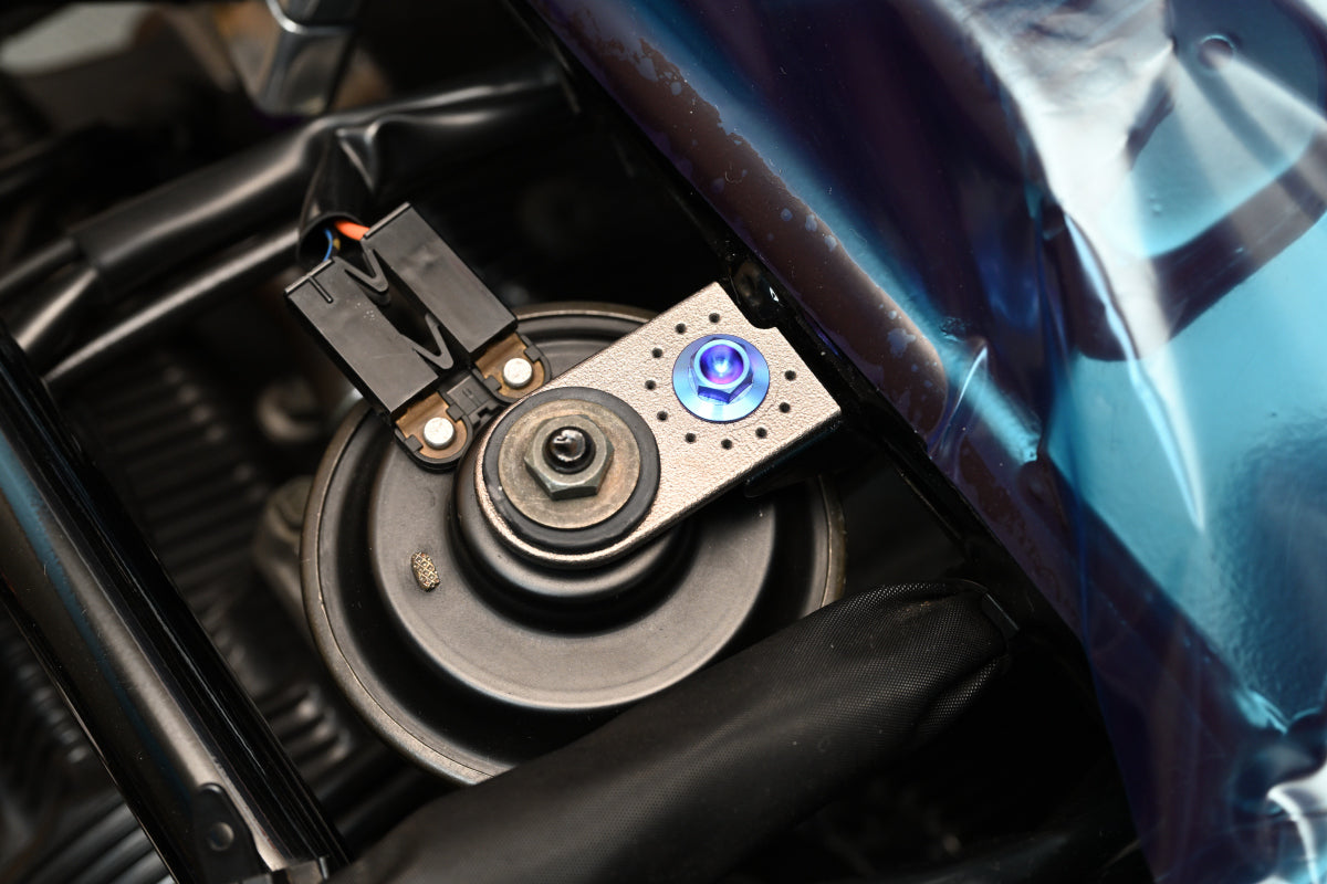 3D printed Titanium horn relocate stay for SUZUKI GS1200SS (GV78A)